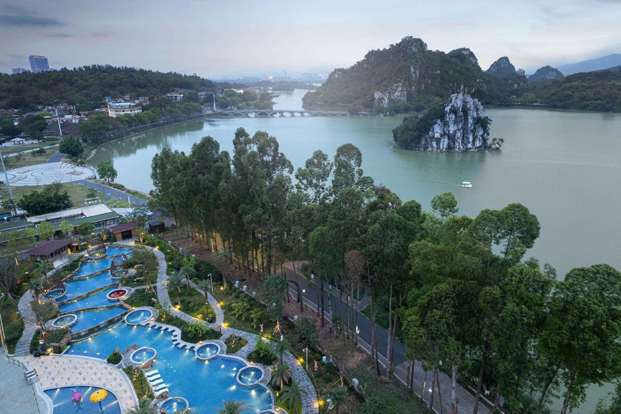 Hotel Wyndham Grand Zhaoqing Downtown Extérieur photo